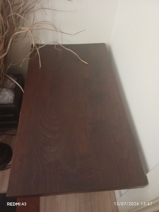 Mesa de centro e mesinhas de cabeceira