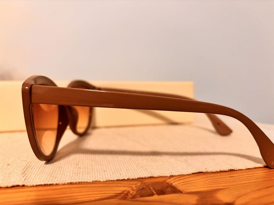 Okulary przeciwsloneczne brązowe beżowe
