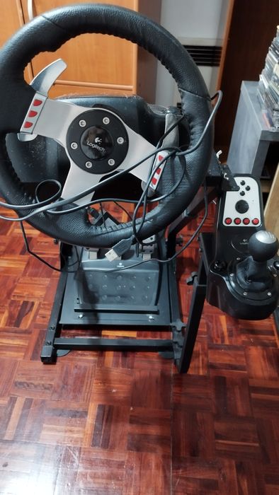 Volante Logitech G27 c/ suporte