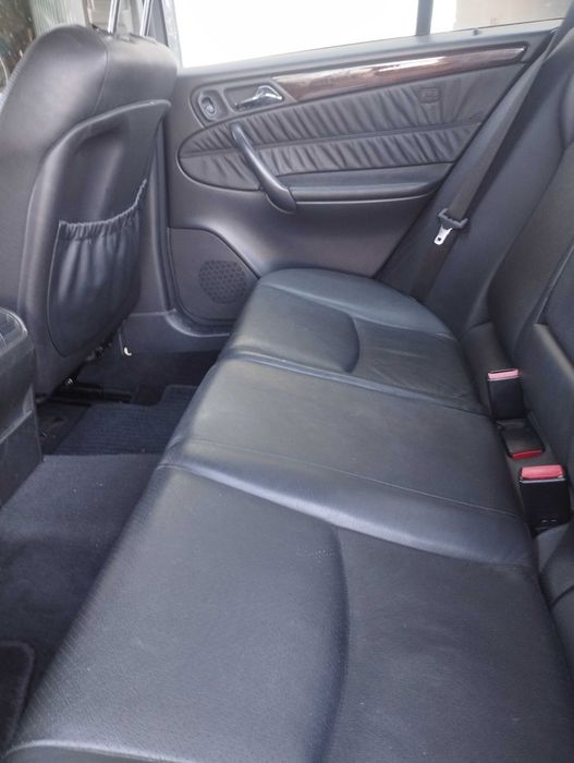 Mercedes c200 em bom estado