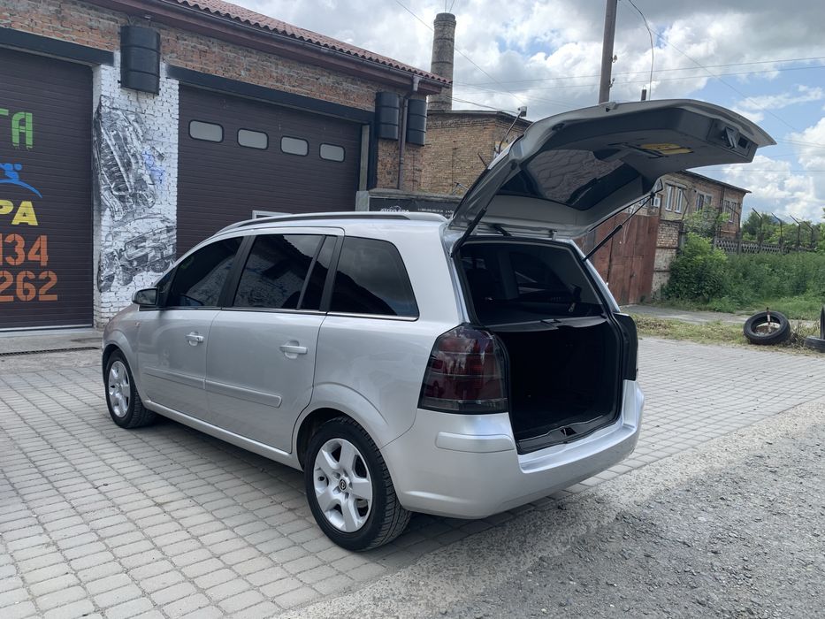 Opel Zafira 1.9 CDTI