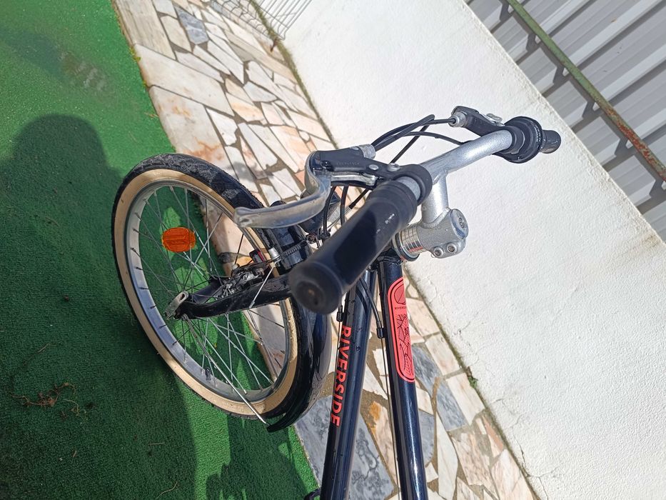 Bicicleta btwin Riverside 20' com guarda-lamas