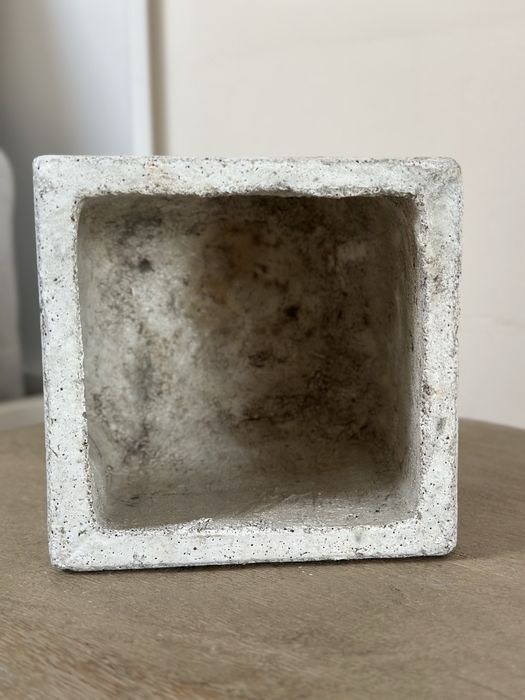 Doniczka bertonowa belldeco