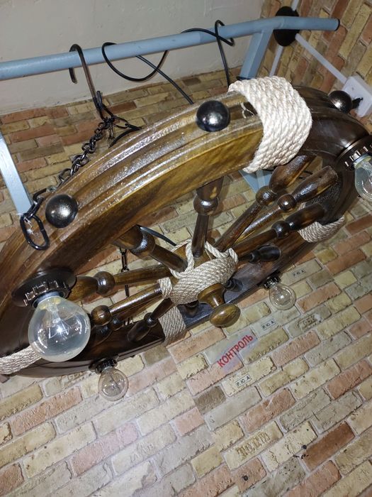 Стельовий світильник  колесо люстра старовина лофт колесо воза прядки