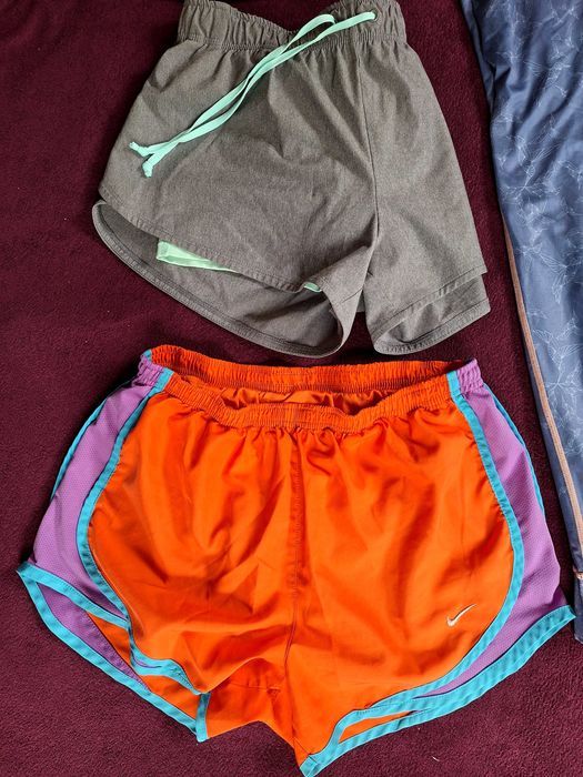 Sportowa paka rozmiar S-M stan BDB