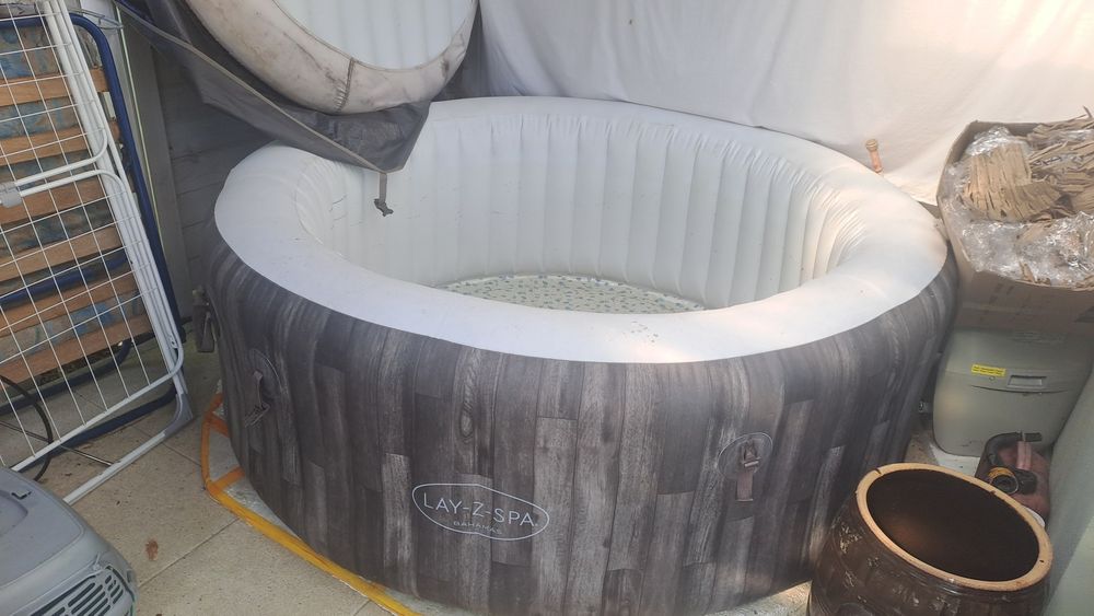 Jacuzzi  lay-z-spa
