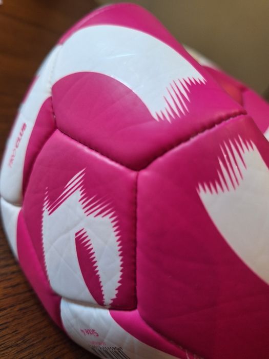 Piłka nożna Adidas rozm.4