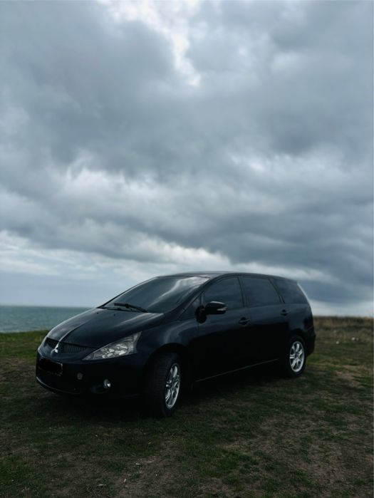 Mitsubishi Grandis авто в Сумах