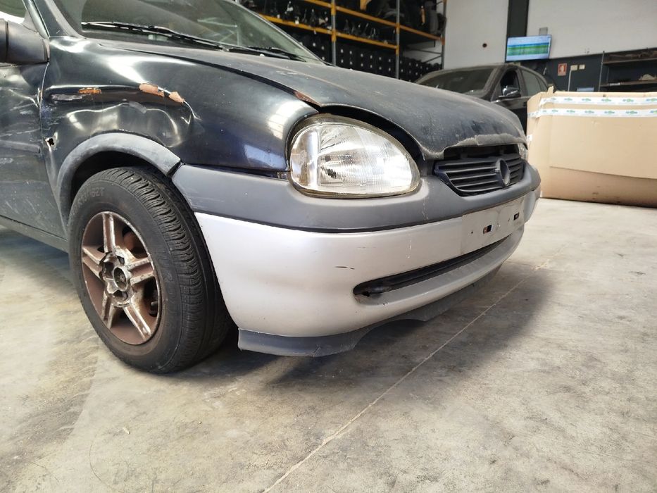 Pára-choques frente OPEL Corsa B
