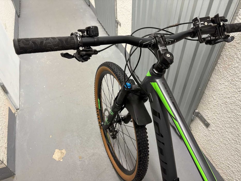 Giant Terrago 29  2018  rama M~ FOX ~XT~