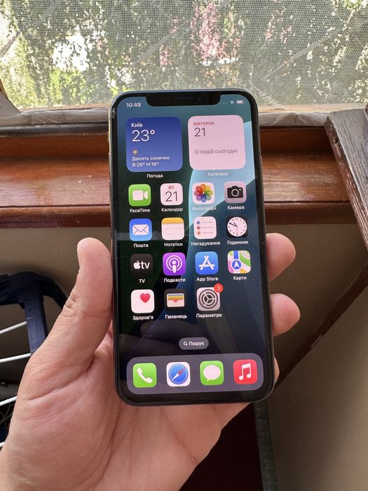 Продам Iphone xs 64 gb