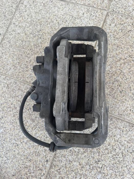 Conjunto de Pinças de Travão Frente BMW E60 535d – Originais BMW
