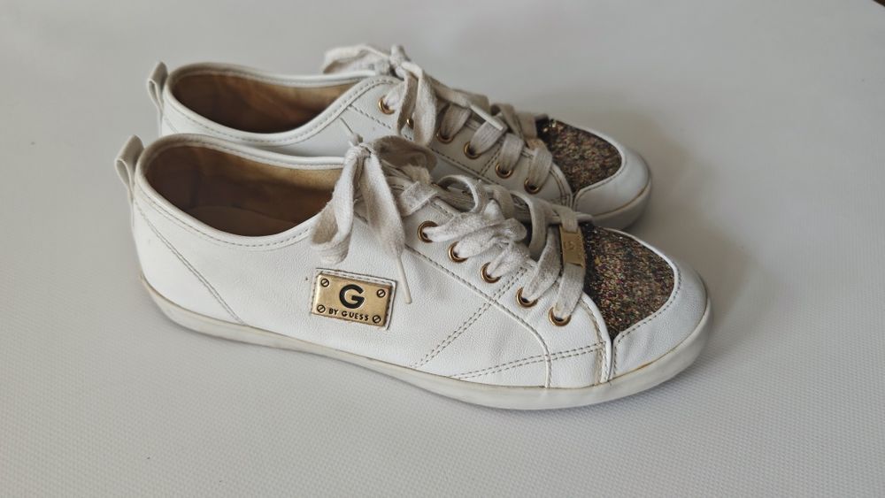 Мокасини, кросівки guess, розмір американський 9