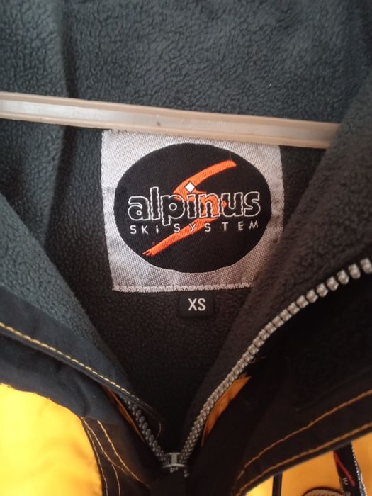 XS kurtka zimowa Alpinus