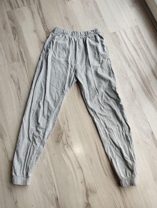 Spodnie dresowe Sinsay