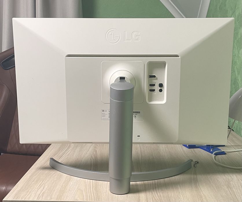 Монітор ігровий Lg27uk650