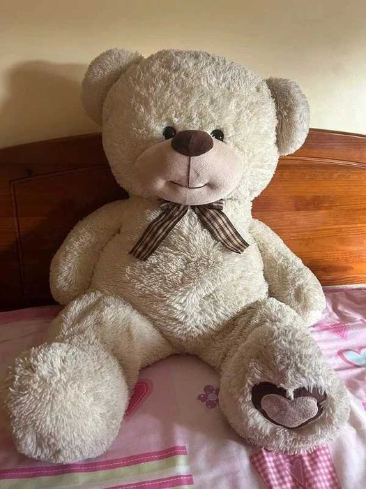 Urso de peluche fofo grande