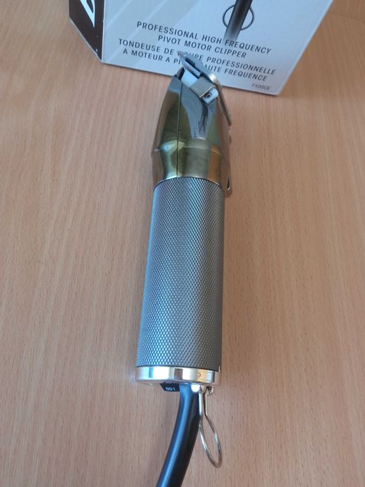 Машинка для стрижки BaByliss PRO FX 880E Barber Spirit