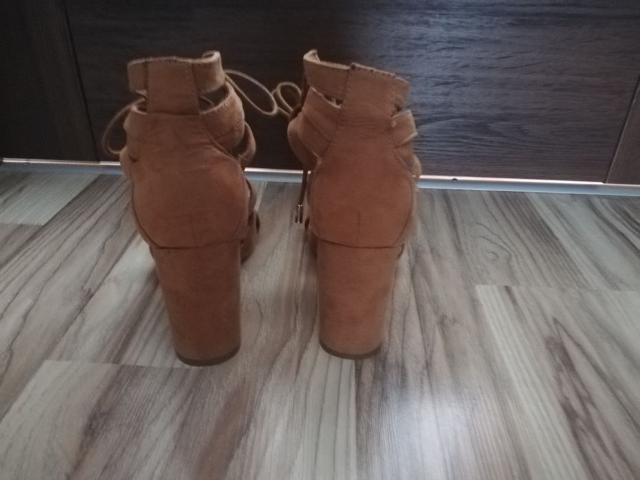 Sandałki damskie r.37