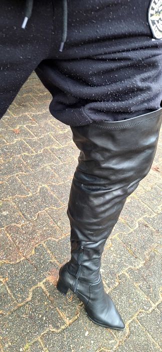 Kozaki za kolana dla niej dla niego