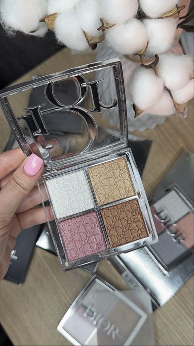 Хайлайтер від Dior