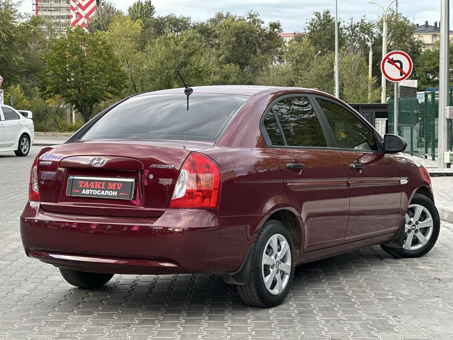 Продам Hyundai Accent 2008