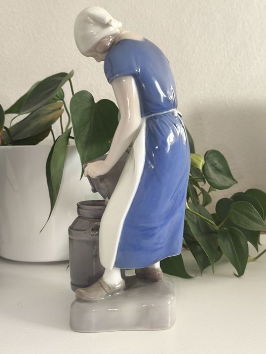 Figurka mleczarka Royal Copenhagen B&G