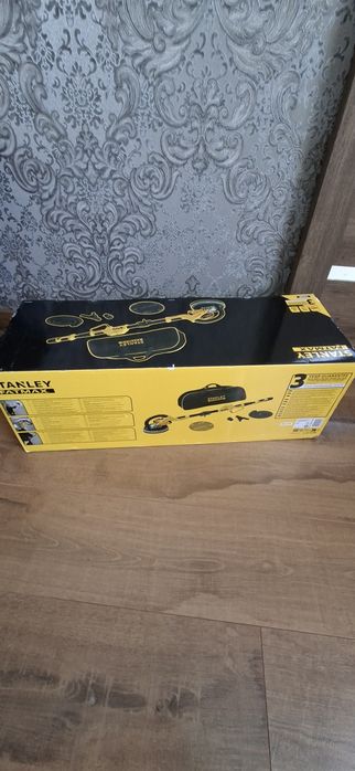 Stanley SFMEE500S-QS Fatmax шлифмашина для стін, жираф