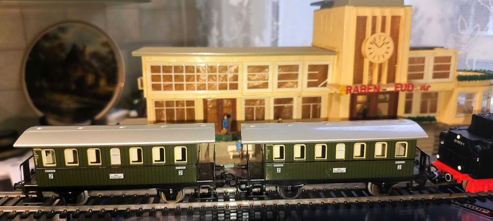 Lokomotywy BR-44 DB i BR-01 182 + Loko. Amtrak USA i wagon Mitropa  HO