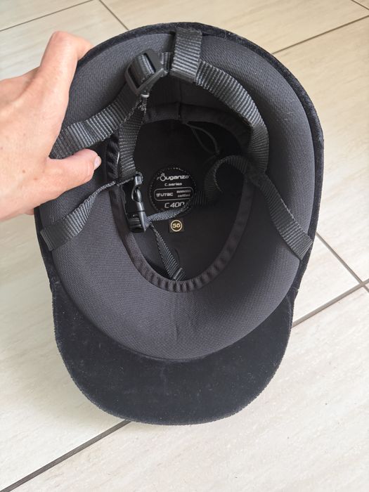 Kask jeździecki Fouganza rozm. 56