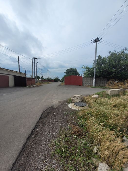 Продам участок с блоками в центре Усатово с широким фасадом!