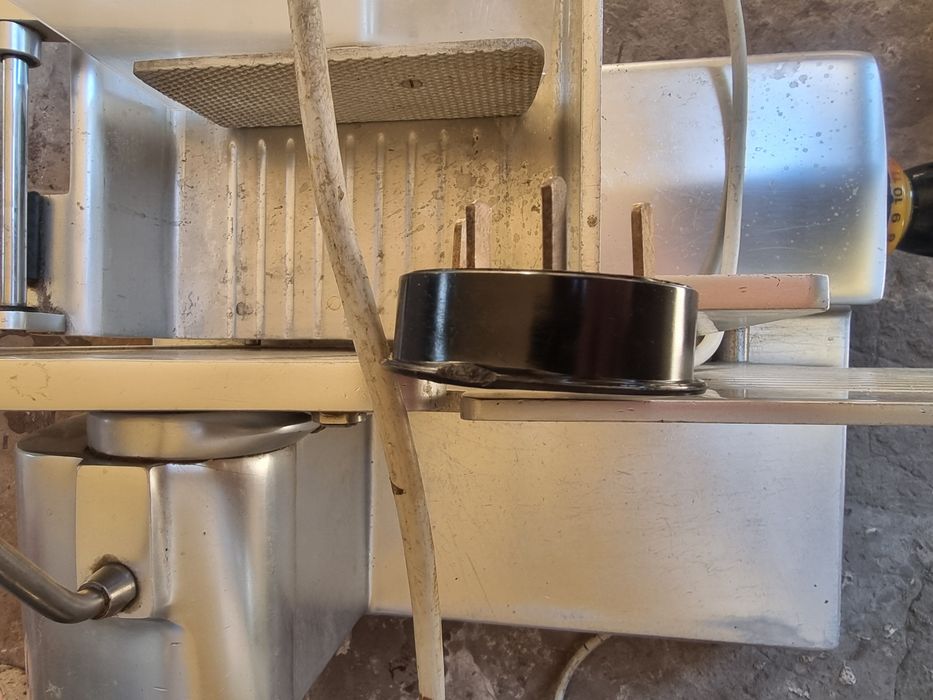 Слайсер Berkel..