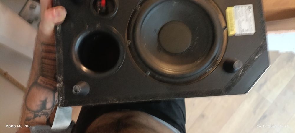 Zestaw głośników 5.1 – subwoofer + satelity (kino domowe)