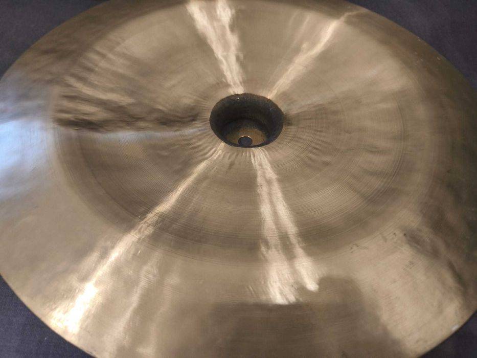Prato Wahoon Fame China 16", B20 Bronze – Excelente Estado (Bateria)