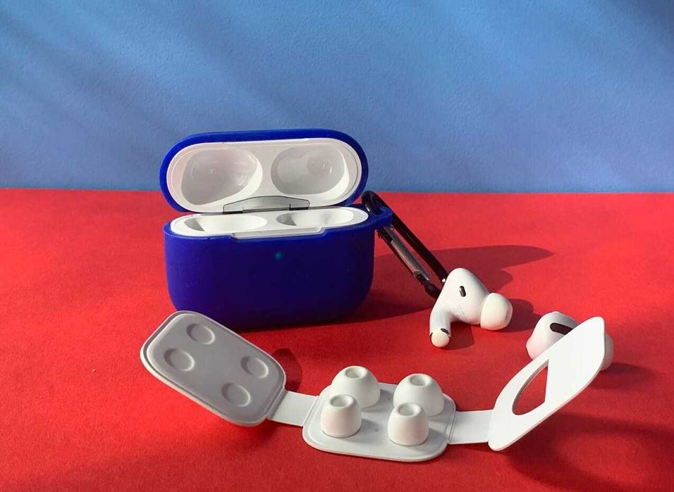 Полный комплект в коробке: наушники Airpods Pro с анимацией на iOS + чехол