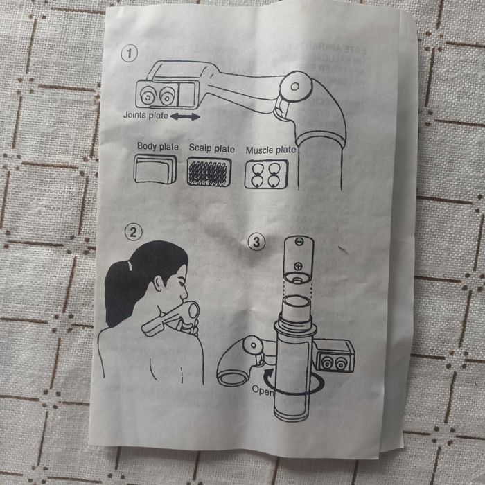 Przyrząd do masażu ciała - Flex Massager.