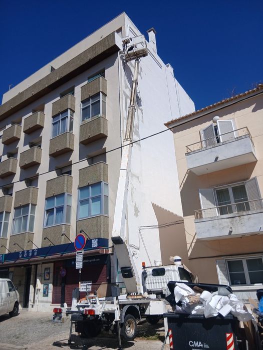 Vendo plataforma elevatória