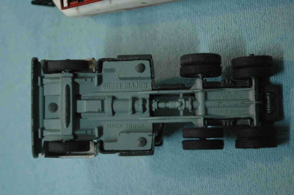 Corgi major – MACK