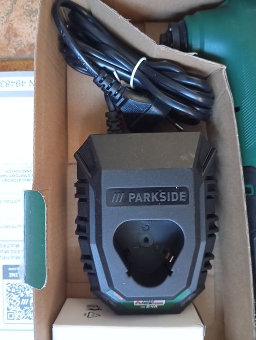 Conjunto ferramenta multiusos com bateria 12V Parkside