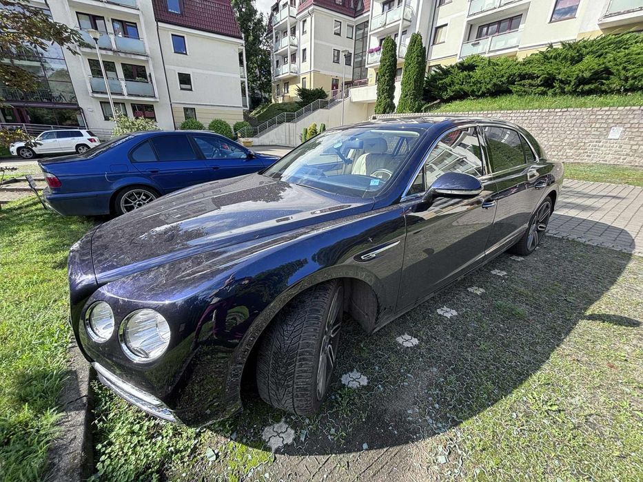 Bentley Flying Spur Drugi właściciel, stan bardzo dobry