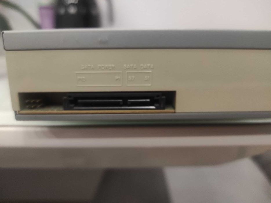 оптичний привід DVD/CD ASUS DRW-22B1ST.