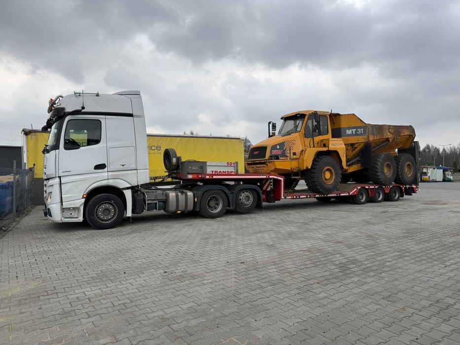 Wynajem Lawety Niskopodwoziowej, Transport Ciągników Siodłowych
