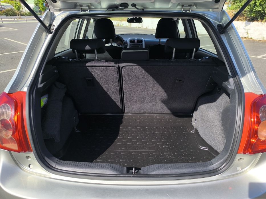 Toyota Auris 1.4 diesel com poucos kms