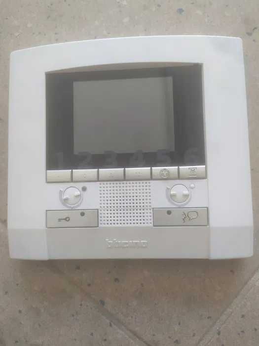 Vários equipamentos Terraneo/Biticino ( Video-Porteiros, Botoneira )