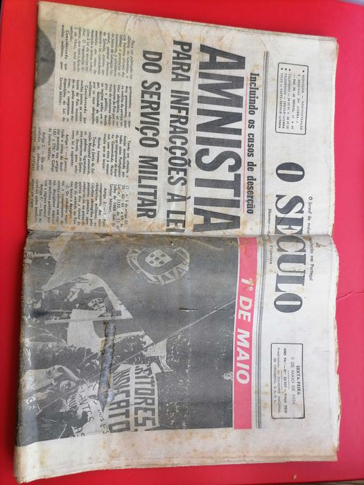 Raridade Jornal O Século 1º de Maio 1974