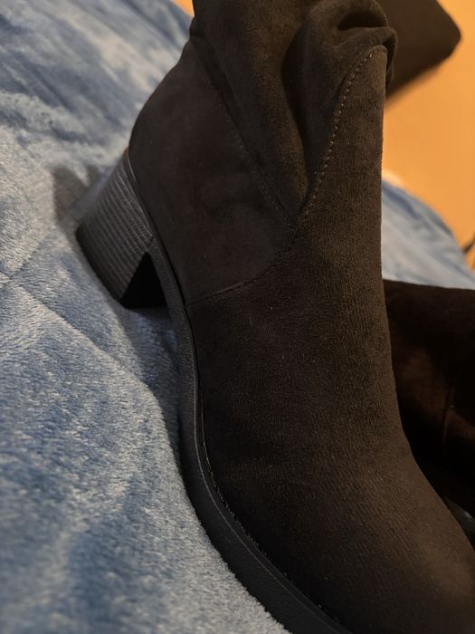 Bota nova, entregue em mão