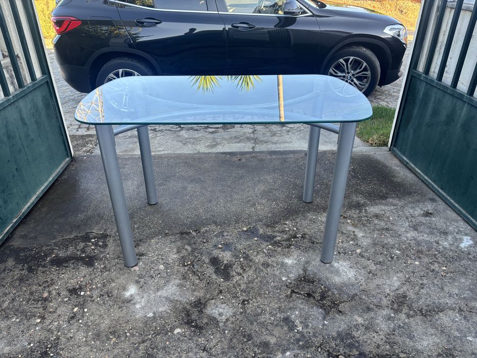 Mesa de cozinha vidro