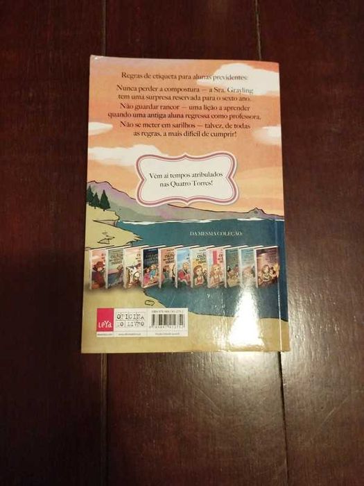 Adeus, Colégio das Quatro Torres