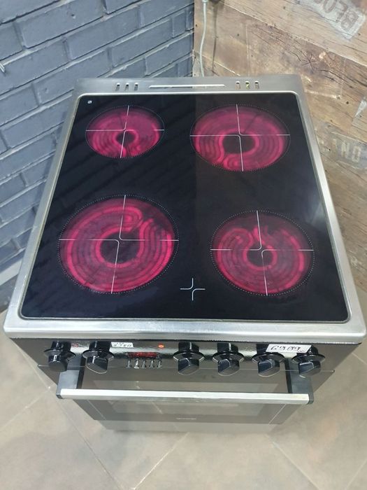 Електрична/електрическая  плита Beko FSM57300GX, нержавійка