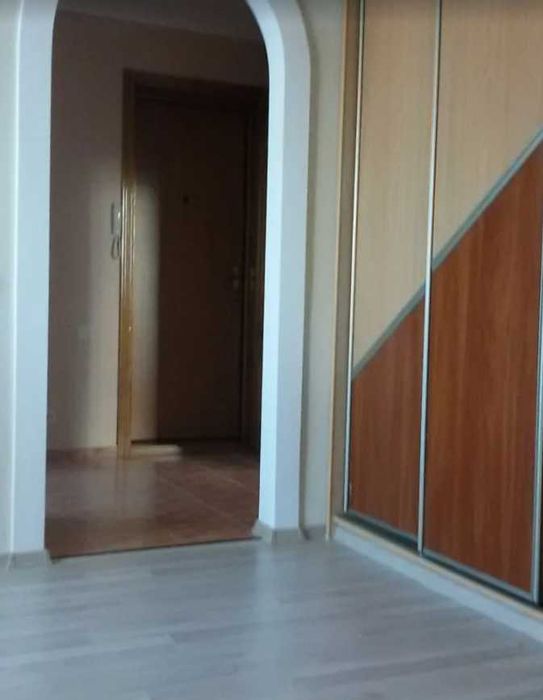 Продаж 2 К. Виставка